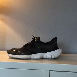 Nike free run shoes